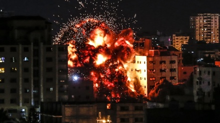 イスラエル軍がガザ各地を空爆、抵抗勢力はネゲブ地域にロケット弾発射
