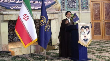 Собрание студенток Тегерана в поддержку жителей Газы