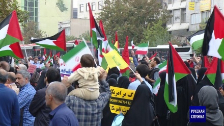 Иранцы вышли на улицы в поддержку Палестины