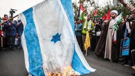Sebelum Salat Jumat, Warga Iran Unjuk Rasa Kecam Kejahatan Israel (2)