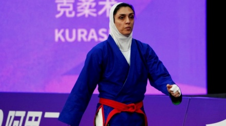 (FOTO DEL GIORNO) Kurash, Donya Aghaei vince l'argento per Iran