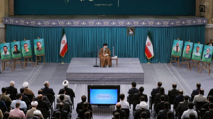 מנהיג המהפכה: אף אחד לא יכול לעצור את כוחות ההתקוממות אם יימשכו הפשעים הציונים