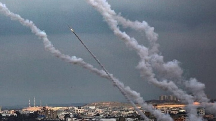 Xhihadi Islamik rifillon gjuajtjen me raketa në Tel Aviv