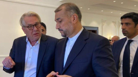 Амир-Абдуллахиан на встрече со спецпредставителем ООН: возможность политического решения ограничена