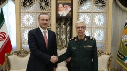 Bə Azərbaycan R. iyən Ermənistoni marzon nəzorətçiyon vığandeyro İroni hozzoəti