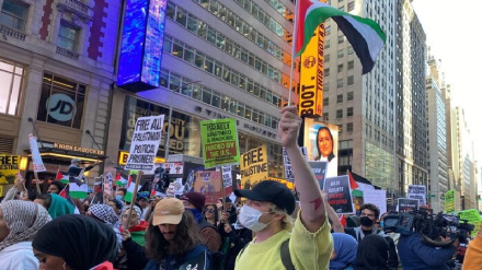 עשרת אלפים השתתפו בהפגנה פרו-פלסטינית בניו יורק