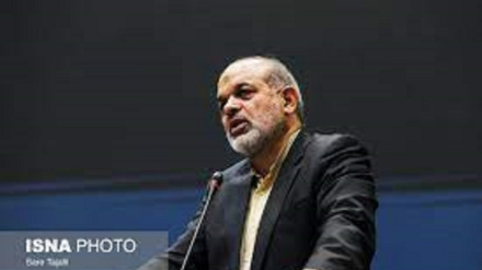 د ایران د کورنیو چارو وزیر: اربعین د ایران او عراق د جګړې د زخمونو لپاره رحمت دی