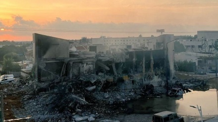 Jet Tempur Israel Gempur al-Akhlouk Tower di Gaza