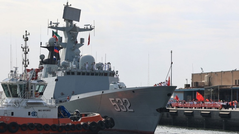 中国の軍艦6隻が西アジアで活動