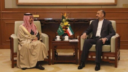Eýranyň we Saud Arabystanynyň daşary işler ministrleriniň Jiddedäki duşuşygy