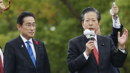 岸田首相が選挙応援演説、やじ飛ばした男性を排除