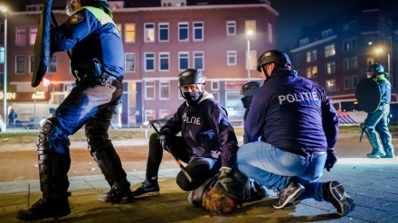 オランダで、イスラエルの犯罪への抗議を理由に市民が逮捕・拘束