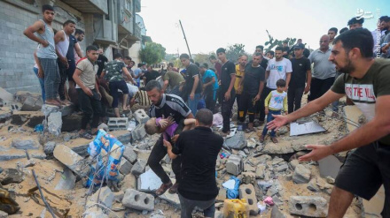 Regjimi sionist vazhdon të bombardojë qendrat e shërbimeve publike në Gaza