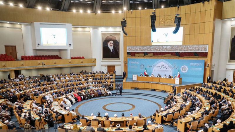 तेहरान में एकता सम्मेलन एक ख़ास और अहम बयान के साथ हुआ समाप्त