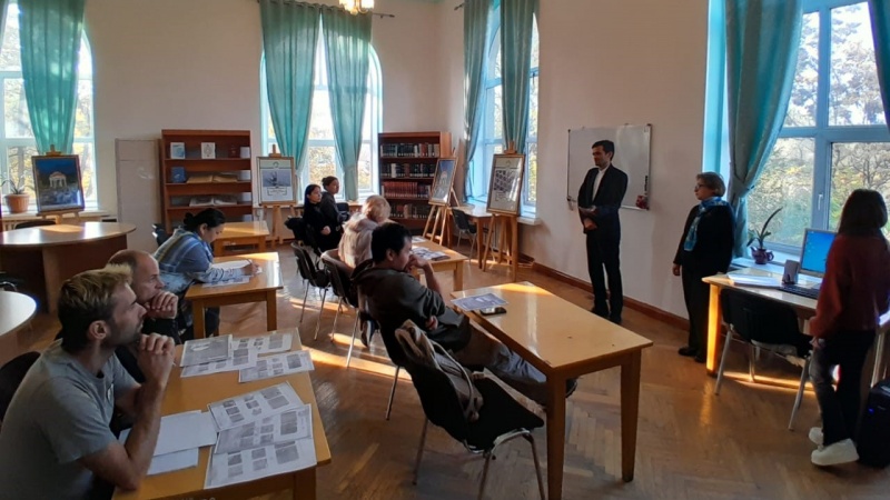 Начало бесплатного курса «Обучение персидскому языку» в Бишкеке, столице Кыргызстана