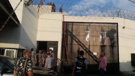 レバノンの刑務所で暴動、3人死亡・16人負傷