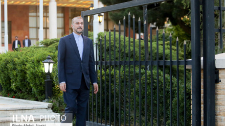 Əmir Abdullahiyan Qətərə getdi; sionist rejimin cinayətlərinin dayandırılması üçün masa üzərində olan təşəbbüslərin araşdırılması