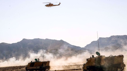 Iran Army launches massive 'Eghtedar 1402' drills in central Isfahan province