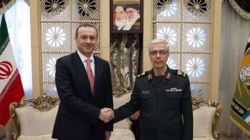  Top general: Iran ready to send observers to Armenia-Azerbaijan border regions 