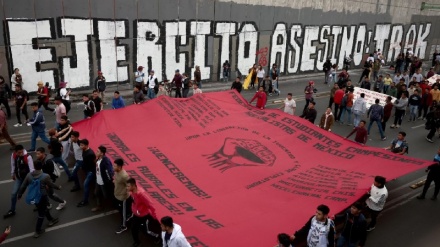  Messico, manifestazione per chiedere verità e giustizia su massacro di Tlatelolco 