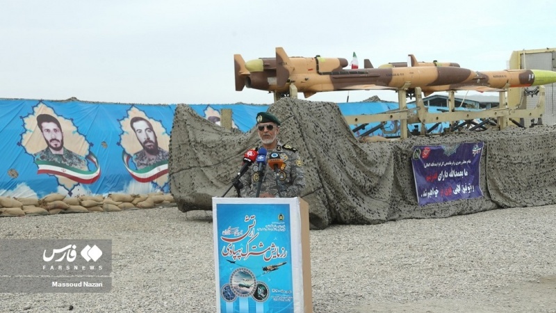 Al via la manovra dell'esercito iraniano coi droni + FOTO