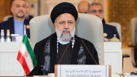 イラン大統領、「ガザ戦争は米含む悪の枢軸と名誉の枢軸の対立」
