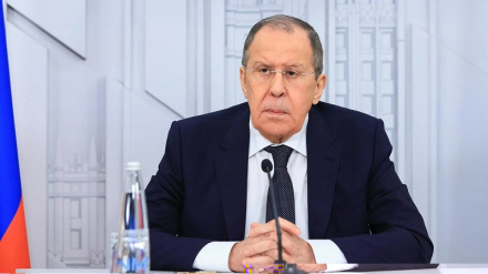 Lavrov: Il processo di de-dollarizzazione nel mondo sta accelerando