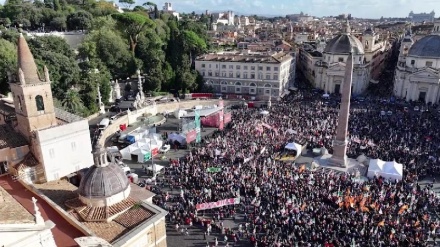 Roma, PD porta 50mila in Piazza: botta e risposta tra Schlein e Meloni + VIDEO
