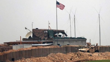 シリア北東部の違法な米軍基地にロケット弾攻撃