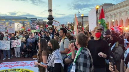 Binlerce Amerikalı, Biden'ın politikalarını protesto etti
