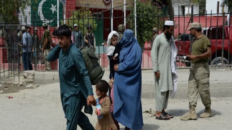 پاکستان مدارک اقامت بیش از یک میلیون افغانستانی را تمدید کرد
