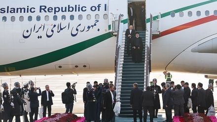 Kunjungan Presiden Iran ke Tashkent