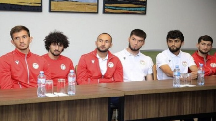 حضور وحدت هنانوف در اردوی تیم ملی تاجیکستان