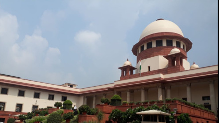 सुप्रीम कोर्ट ने केन्द्र को फिर आड़े हाथो लिया 