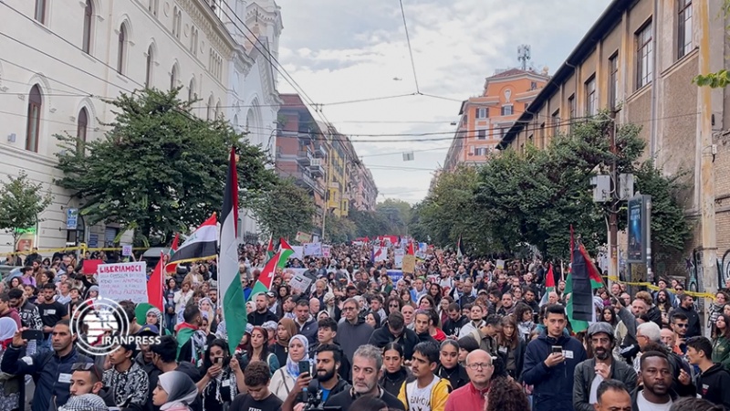 Ribuan Warga Italia Pawai Dukung Gaza