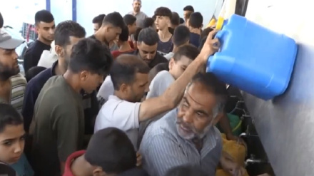 «Սա ուղղակի աղետ է». Գազայի հատվածի բնակիչները ժամերով հերթ են կանգնում ջրի համար