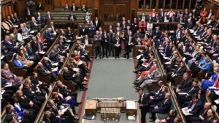 Inghilterra, interruzione della rete informatica del Parlamento