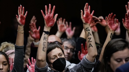 Anti-war protesters confront US officials at Senate hearing