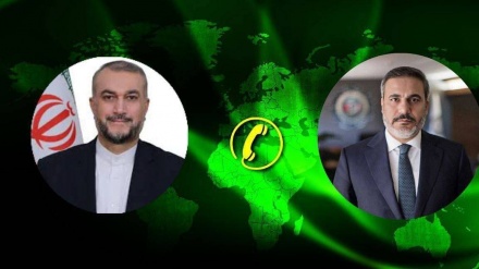 Bisedë telefonike mes ministrave të jashtëm iranian dhe turk për Palestinën