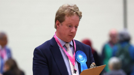 ראש ממשלת בריטניה פיטר חבר פרלמנט שקרא להפסקת אש כוללת ברצועת עזה