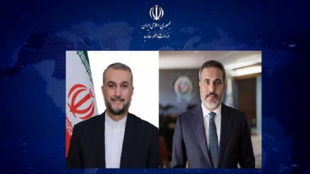 د ایران او ترکیې د بهرنیو چارو وزیرانو د فلسطین په تړاو ټلفونې خبرې وکړې