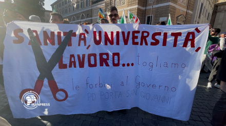 (FOTO) Manifestazione a Roma per la pace e contro la Manovra