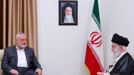 Pemimpin Hamas Bertemu Pemimpin Besar Revolusi Islam Iran