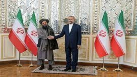 Iran, incontro della delegazione economica talebana con Amir Abdullahian