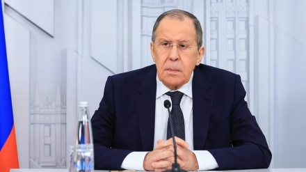 Lavrov: L’Occidente sta cercando di creare differenze tra la Russia e i suoi vicini