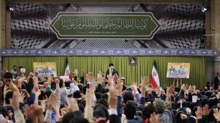 (FOTO) L'incontro Ayatollah Khamenei con gruppi di studenti - 2