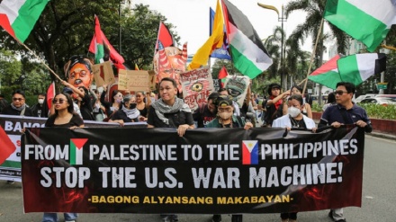 在フィリピン米大使館前でパレスチナ支持派が抗議　
