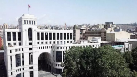 Ciddi narahatlıq var ki, bu gün də Azərbaycanın Ermənistana qarşı ərazi iddiaları var. Mirzoyan