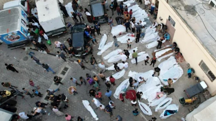 Wapalestina sasa wazika mashahidi wao katika makaburi ya umati