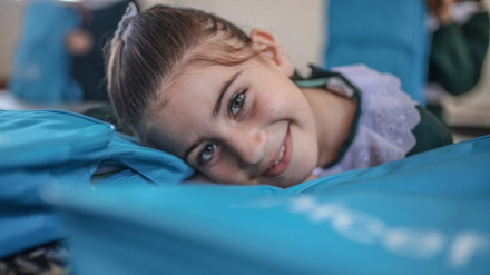 په فلسطین کې د پلار په غیږ کې د یوه زوی شهادت کیسه؛ هیله ده، تر پایه یې ولولئ